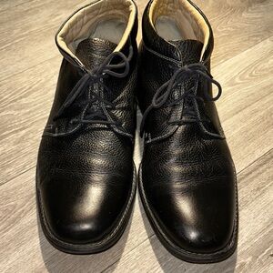 Johnston Murphy Black Sheepskin Chukka Boots